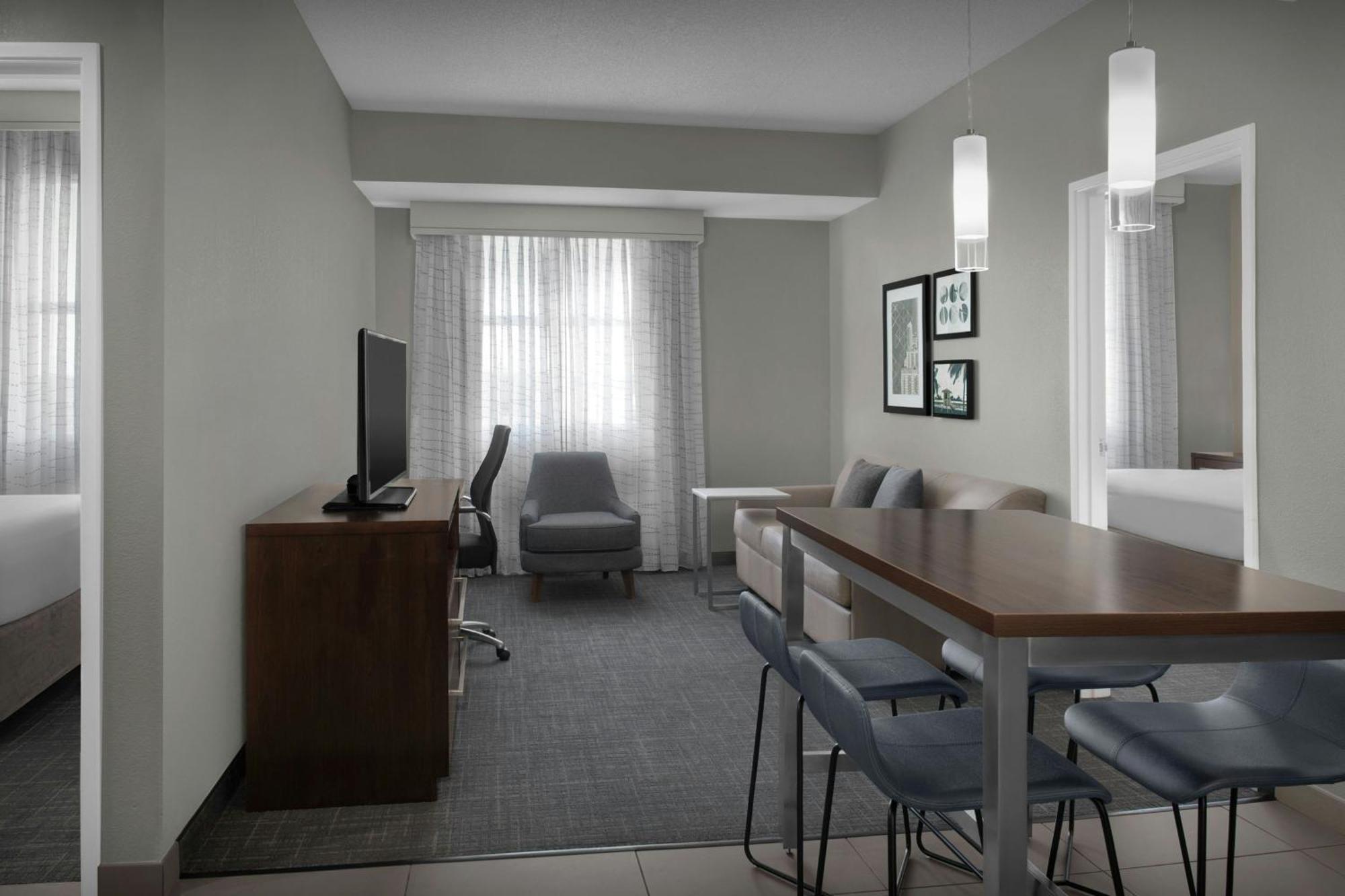 Residence Inn By Marriott Fort Lauderdale Airport & Cruise Port Дания-Бич Экстерьер фото