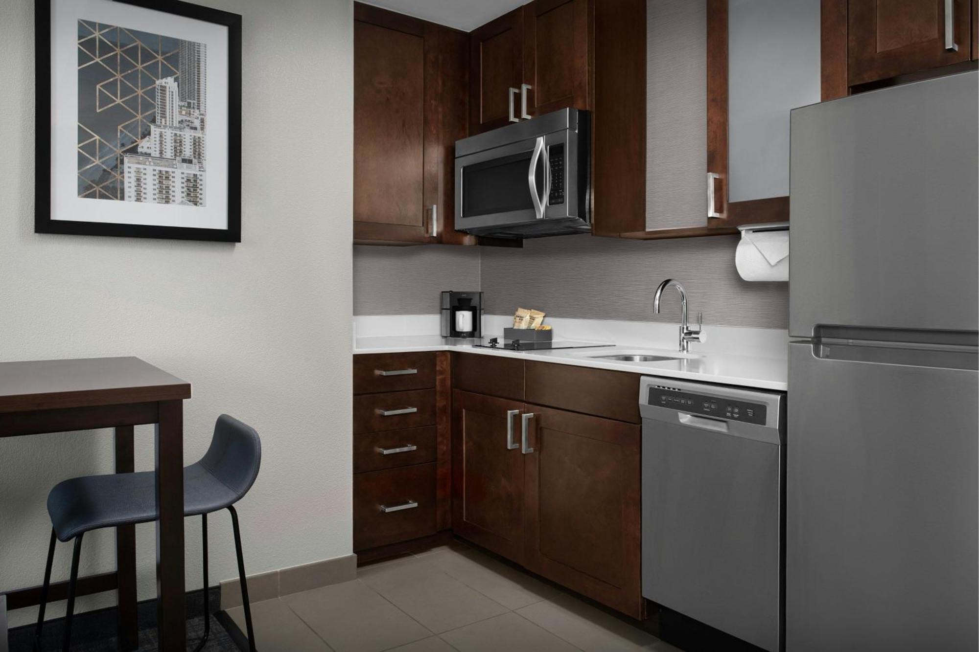 Residence Inn By Marriott Fort Lauderdale Airport & Cruise Port Дания-Бич Экстерьер фото