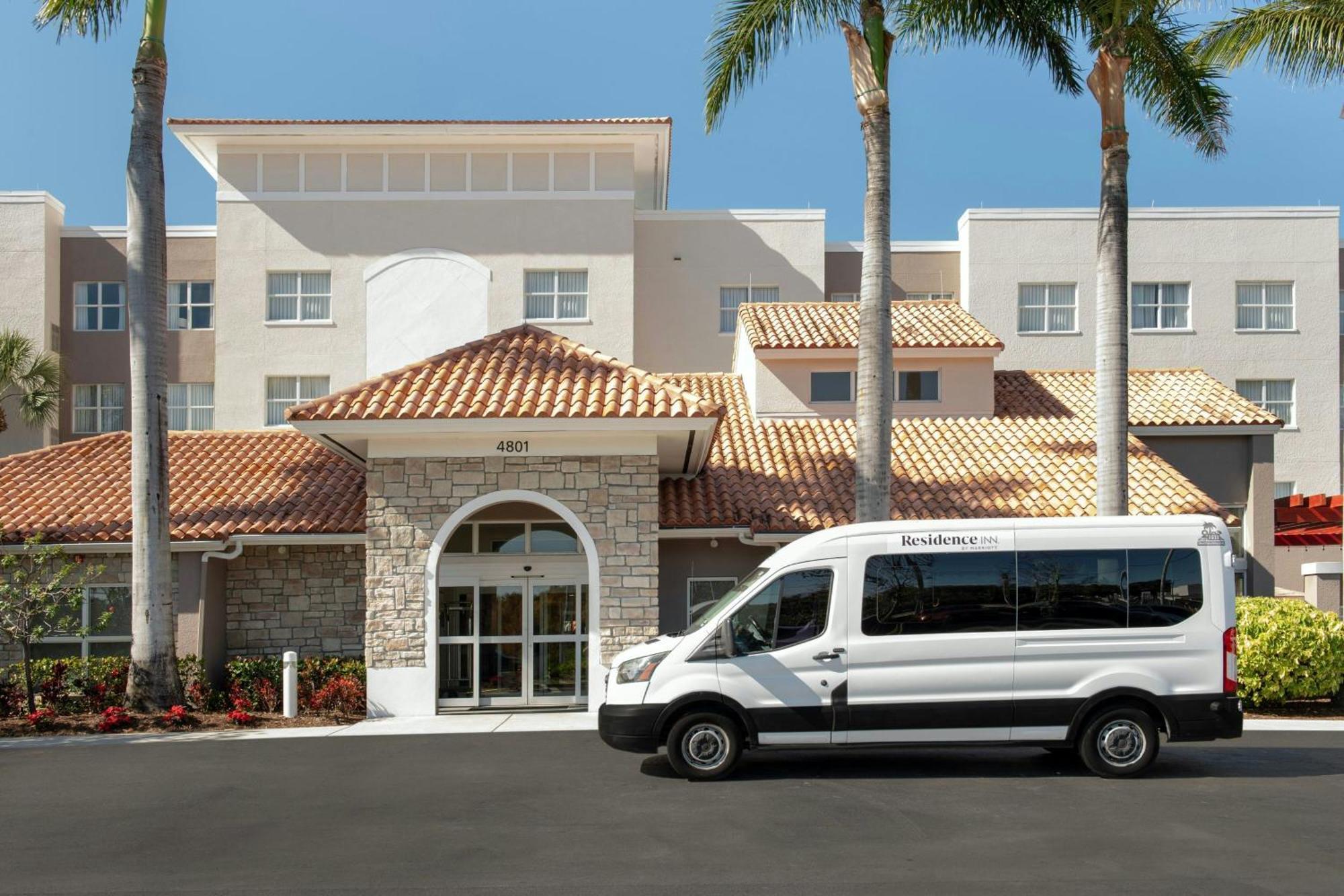 Residence Inn By Marriott Fort Lauderdale Airport & Cruise Port Дания-Бич Экстерьер фото