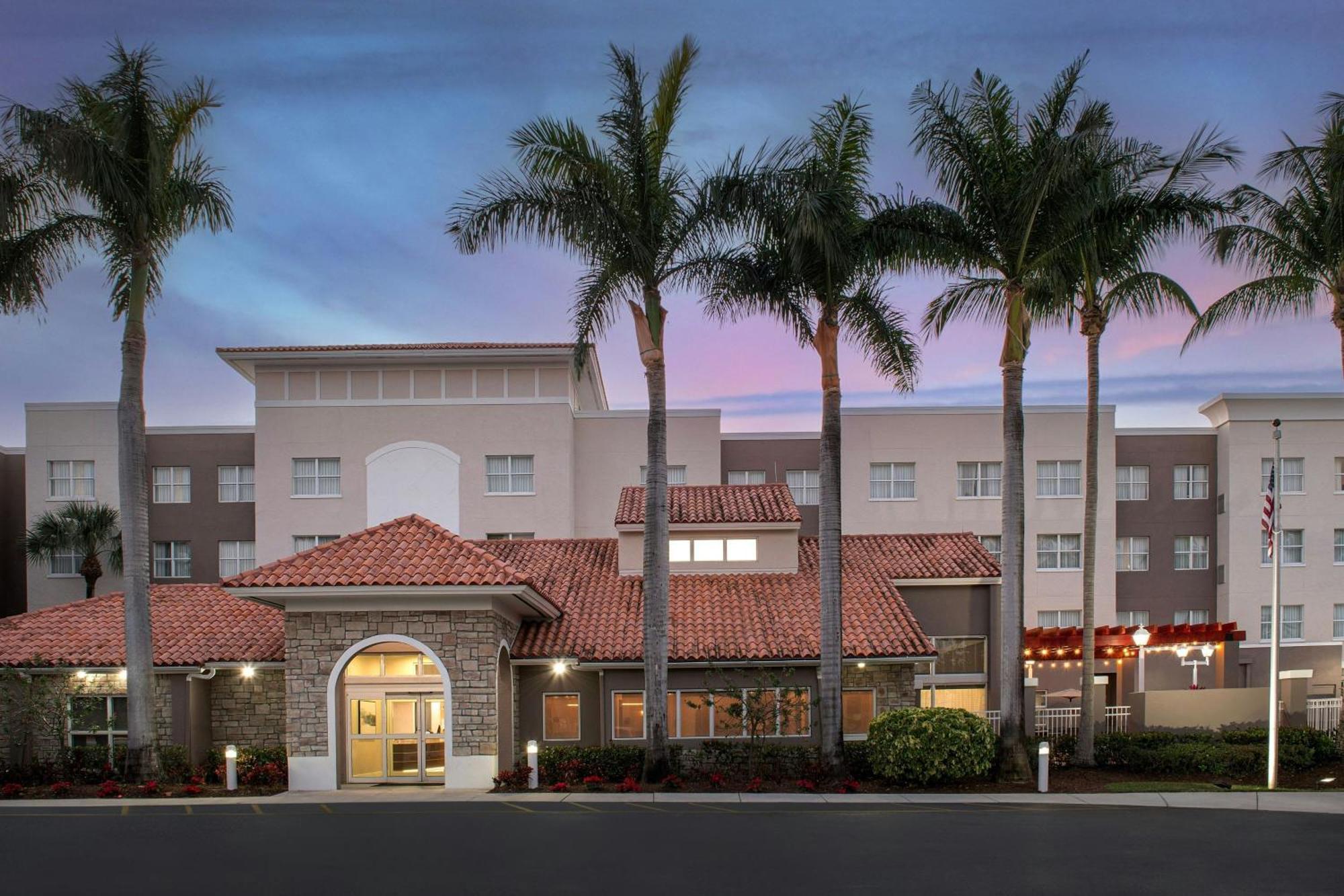 Residence Inn By Marriott Fort Lauderdale Airport & Cruise Port Дания-Бич Экстерьер фото
